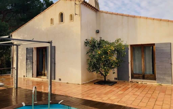 Villa   SAINT-GILLES  210 m2 346 000 € 